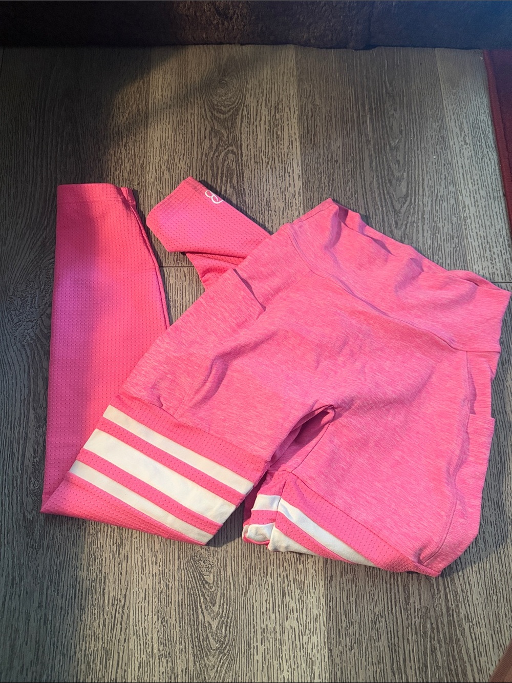 Bombshell sportswear thigh high scrunched back performance leggings heather pink